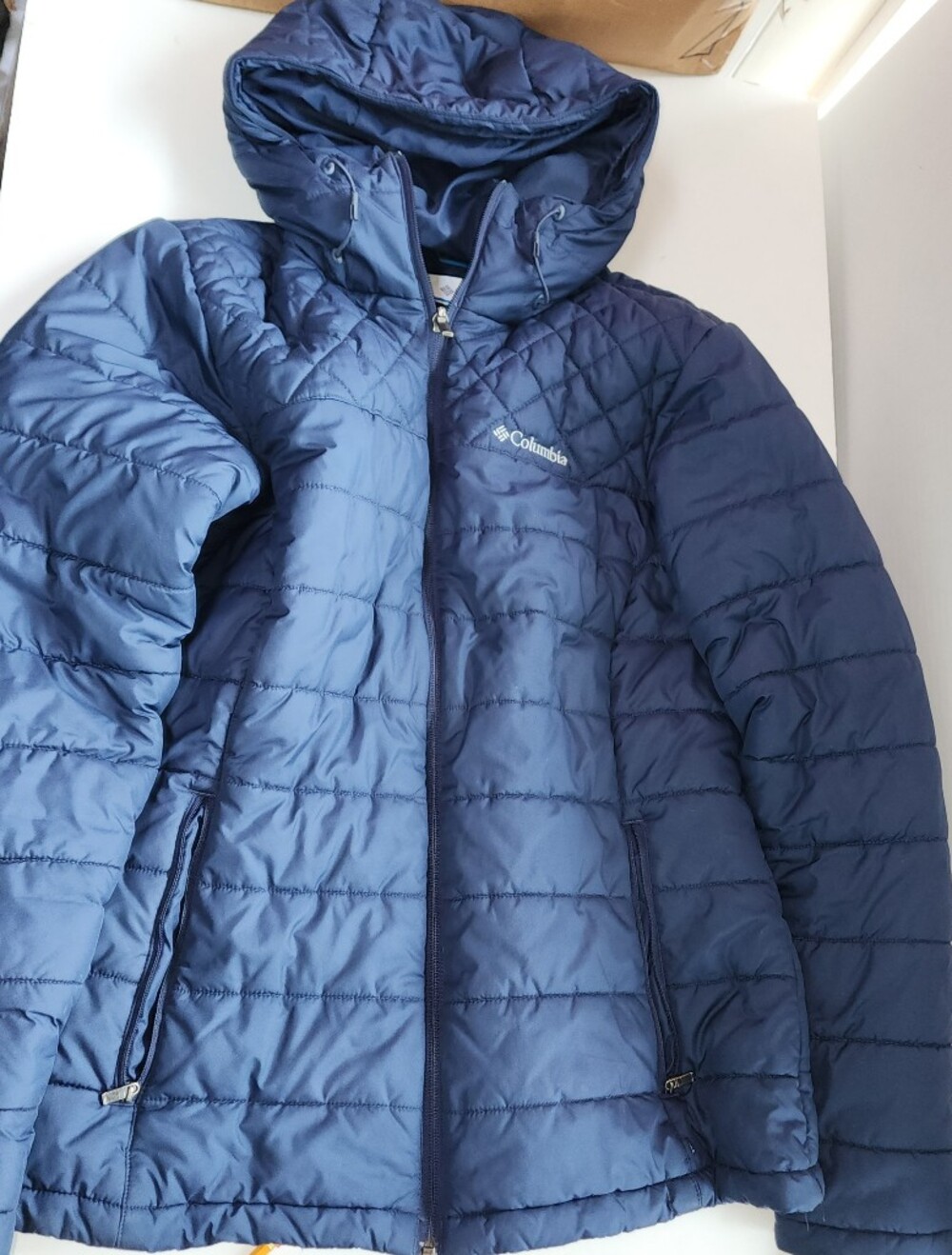 Columbia Women’s Medium Blue Quilted Hooded Puffer Jacket Full Zip